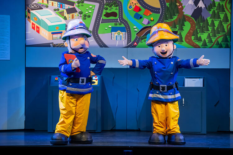 Uitgelicht scenefoto Brandweerman Sam Live Liggend Fotograaf Wim Lanser